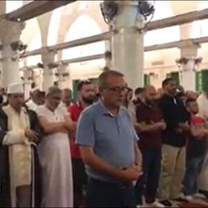 صلاة الغائب على الرئيس الدكتور #محمد مرسي من قلب المسجد الأقصى المبارك